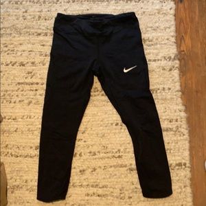 Nike 3/4 black leggings